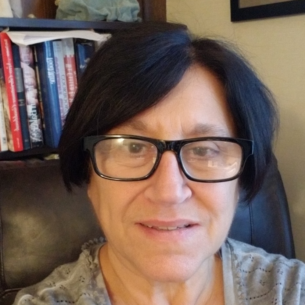 Meet your Posher, Jeanette